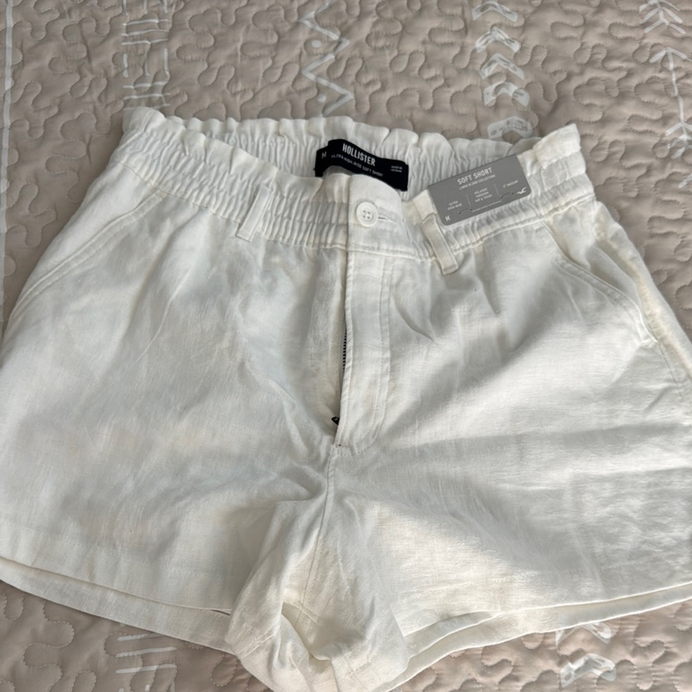 Hollister White High Waist Shorts with Elastic Waistband